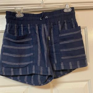 Athleta size 6 shorts, navy with white stripes